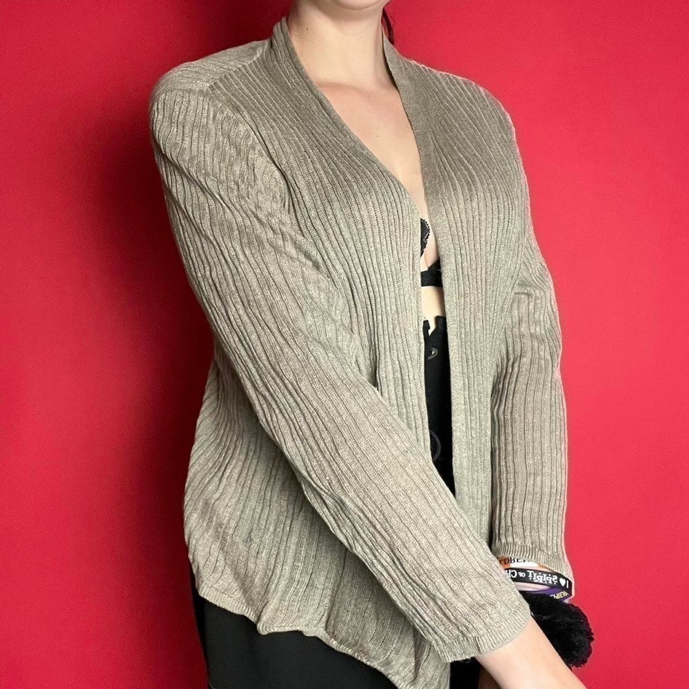 Brown Grey cardigan with knit stripes 🤍🤎